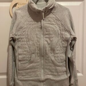 Women’s lululemon scuba-like sweater 🤿